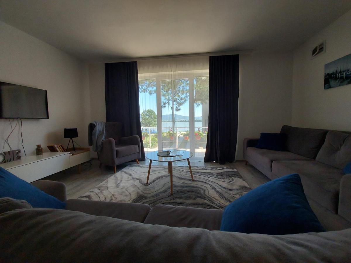 Fenix Apartment & Rooms Vinci Buitenkant foto